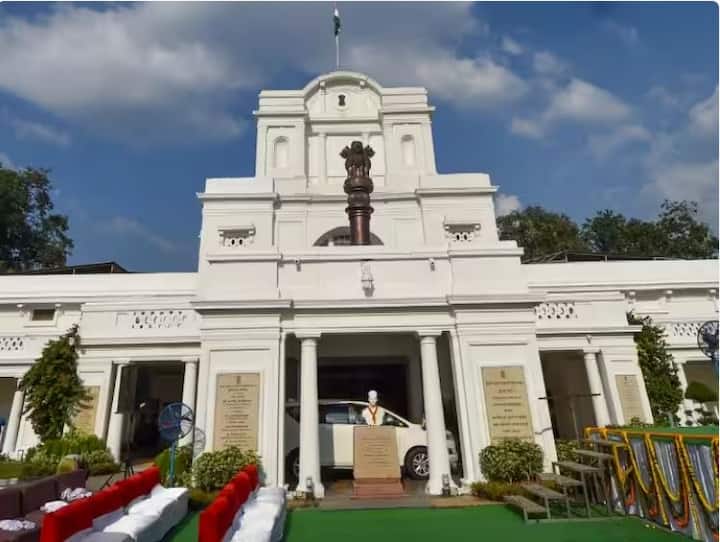 ਕੇਜਰੀਵਾਲ ਨੂੰ ਹੋਇਆ ਸੰਮਨ ਤਾਂ ਪਾਰਟੀ ਨੇ ਬੁਲਾਇਆ ਵਿਧਾਨ ਸਭਾ